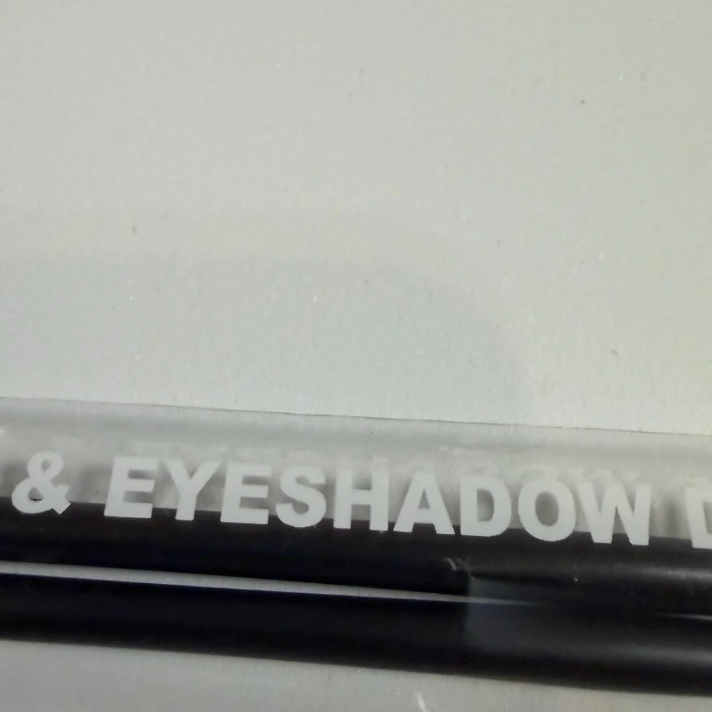 🩷5/$10🩷 Concealer & Eyeshadow Brush Duo